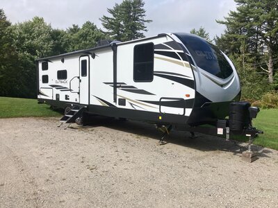2021 Keystone Outback Ultra Lite 302UBH
