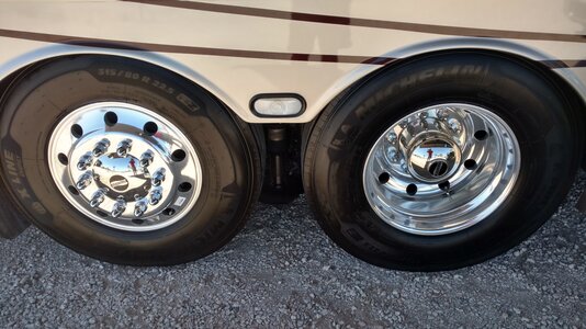 Picture of McKee's 37 on tires.jpg