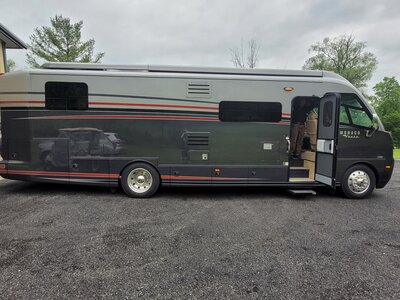 ext passenger side.jpg