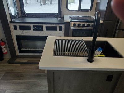 Kitchen4.jpg