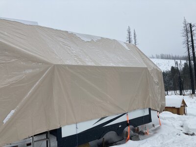 Navigloo tarp over pop out.JPG