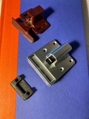 latch 1.jpg