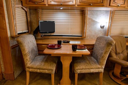 2006 Newmar Mountain Aire 3 (4).jpg