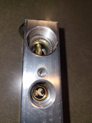 ExpansionValve38901Old.jpg