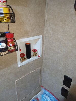 inside washer closet.jpg