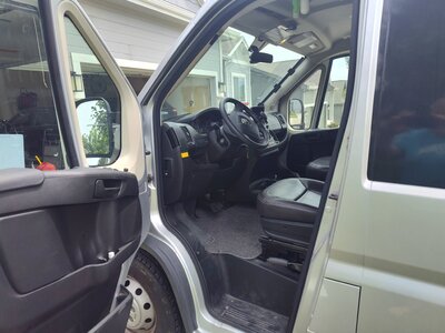 Roadtrek05.jpg