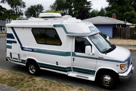 1998 Chinook Concourse project Ford E-350