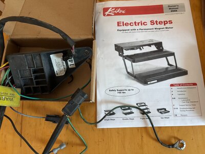Kwikee Electric Step.jpg