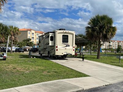 02 November 05 2025 Causeway Cove Marina RV Park site 10.JPG