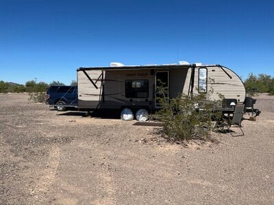 2017 Cherokee Grey Wolf 26RR Toy Hauler w/solar