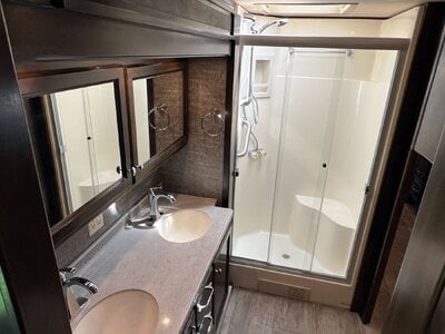 bathroom-shower.jpg