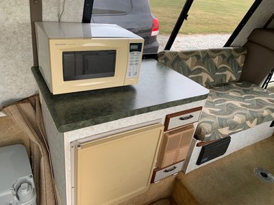 1978 Chinook microwave (1).jpg