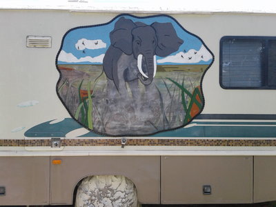4elephant.jpg